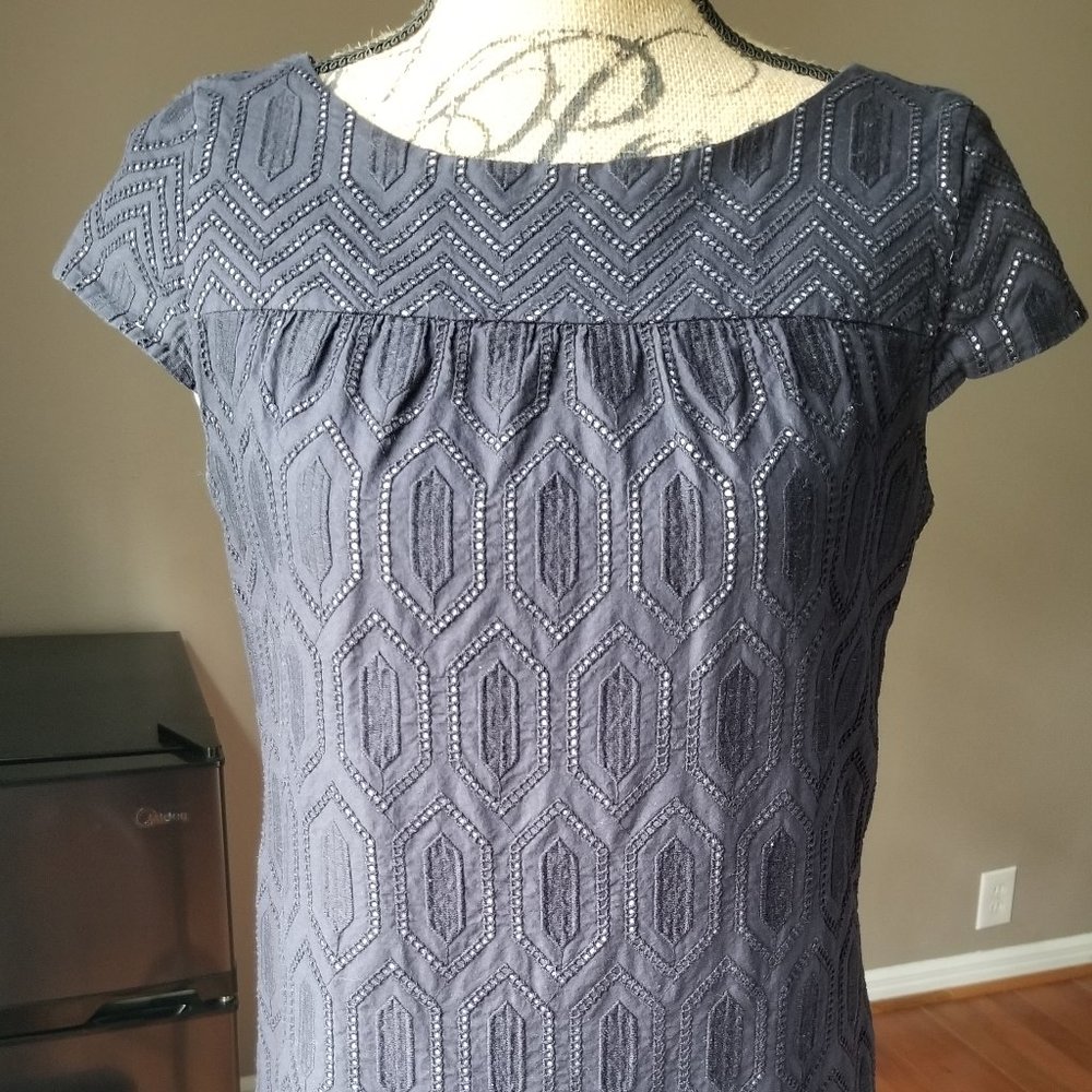 8P boat neck cotton dress w/ art deco detailing